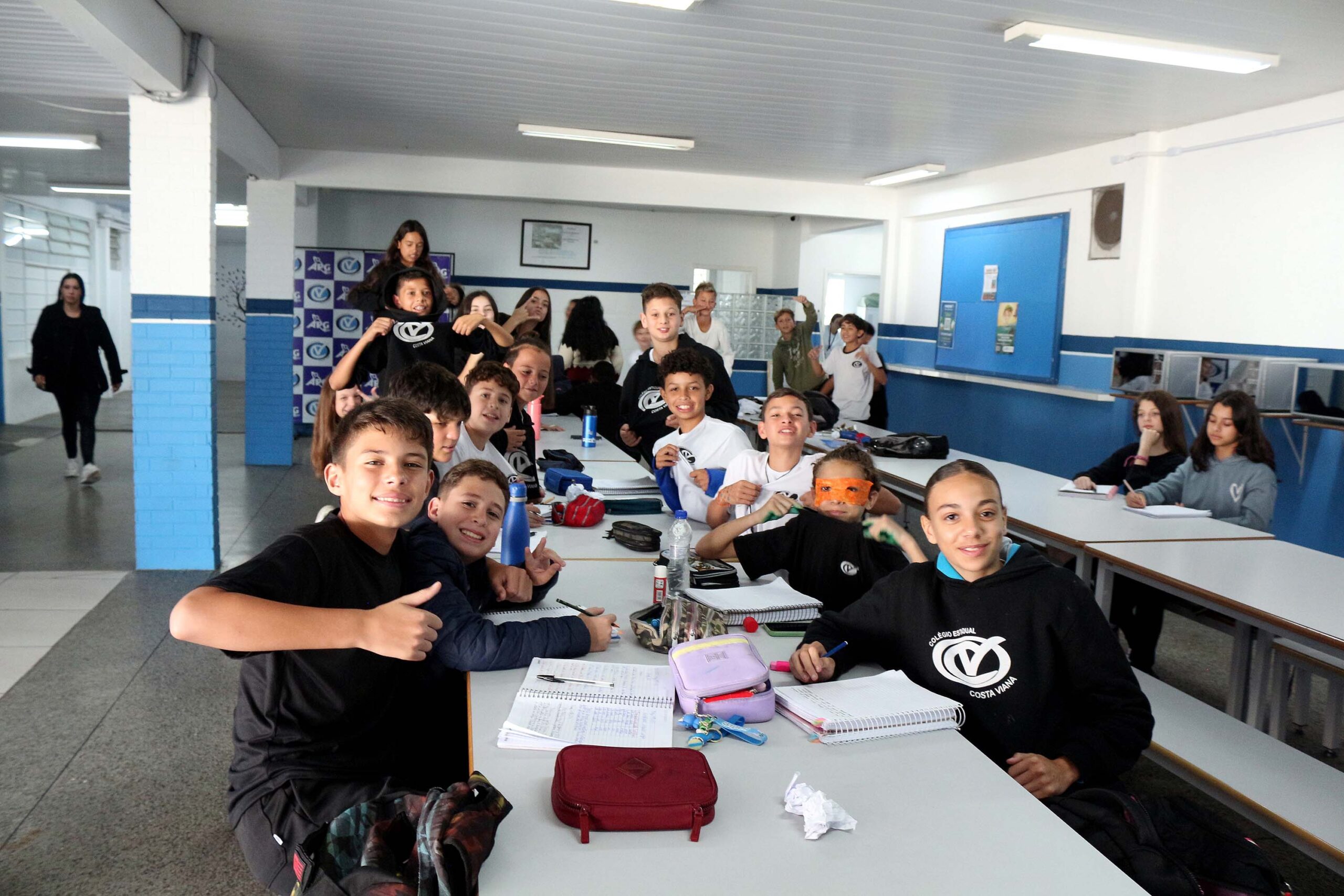Em 5 meses, Parceiro da Escola transforma estrutura e dia a dia dos colégios estaduais